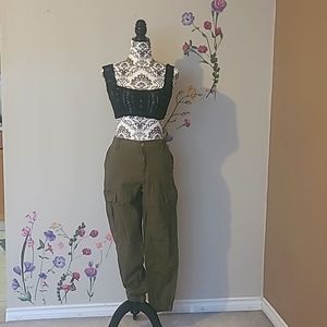 Prettylittlething Crochet crop top sz 2